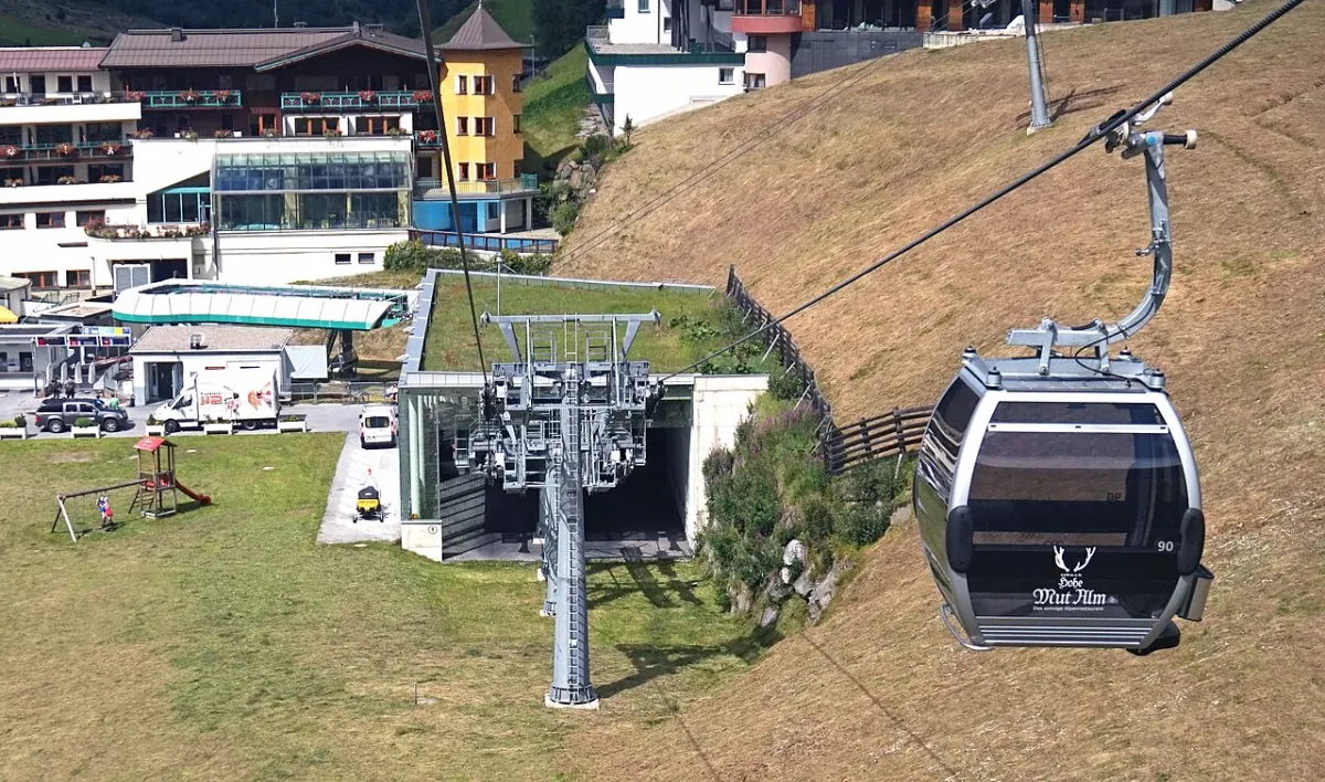 Dolní stanice Hohe Mut Bahn v Obergurglu