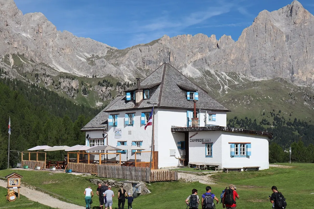 Rifugio Ciampedie